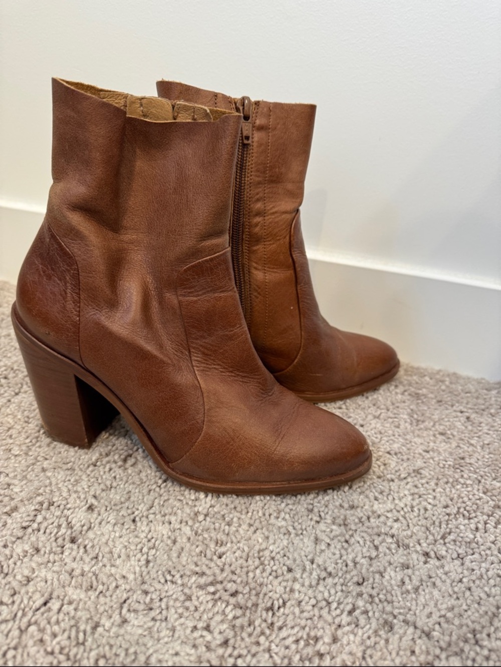 Steve Madden Brown Leather Ankle Booties with Block Heel
